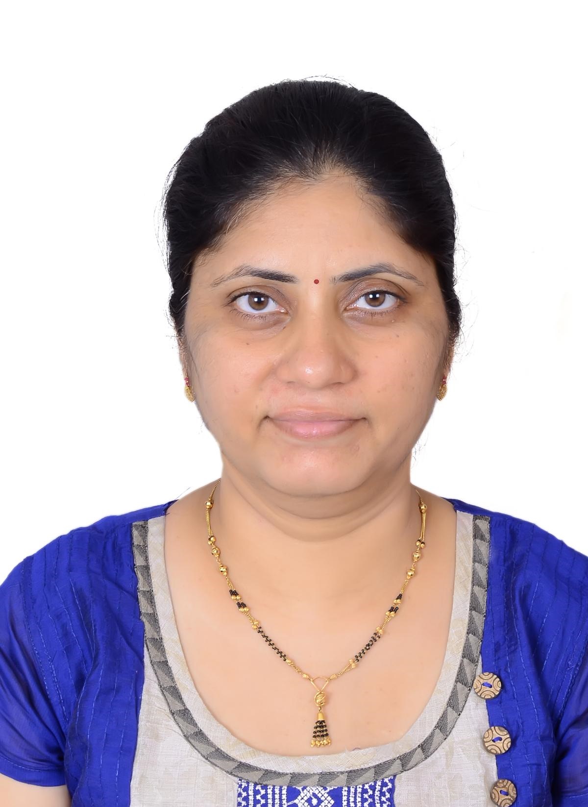 Dr. Shamika Survase