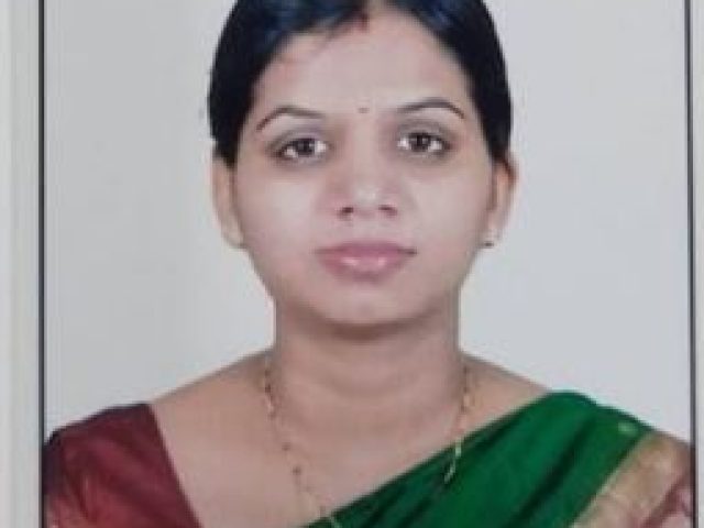 Dr shweta jadhav